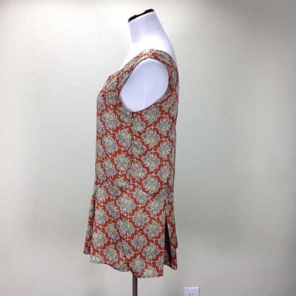 Love & Love Orange V-neck  Sleeveless Romper - Picture 2 of 6